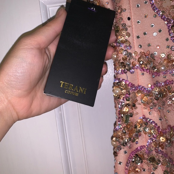Terani couture prom dress, absolutely gorgeous on - Picture 9 of 10